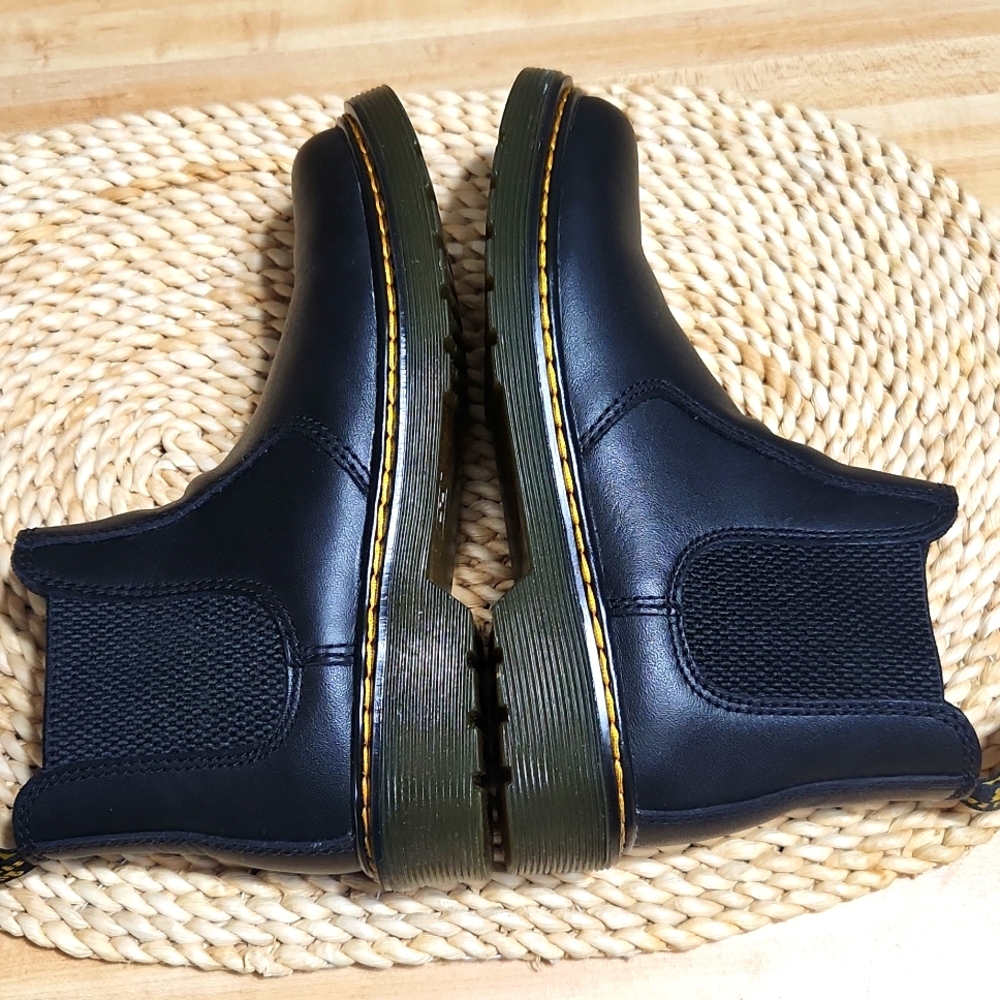 DOC MARTINS. - Picture 9 of 11